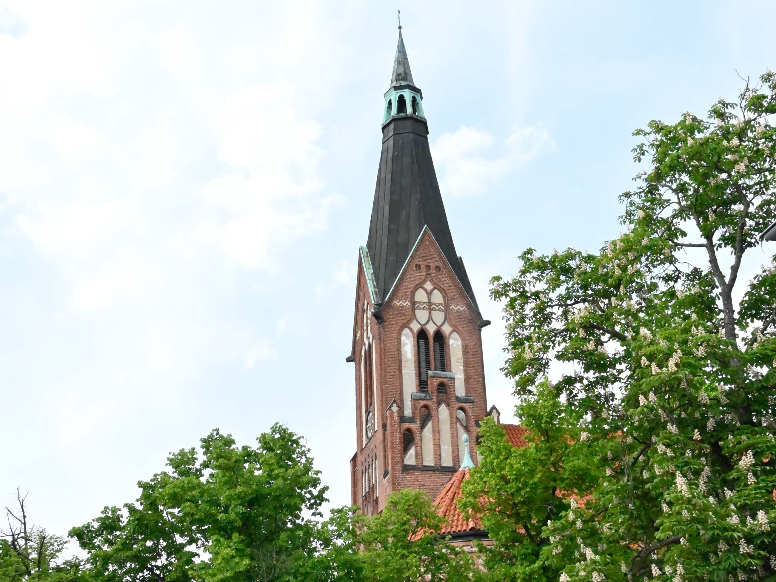 Mehr zur Kirchensanierung in Eichwalde